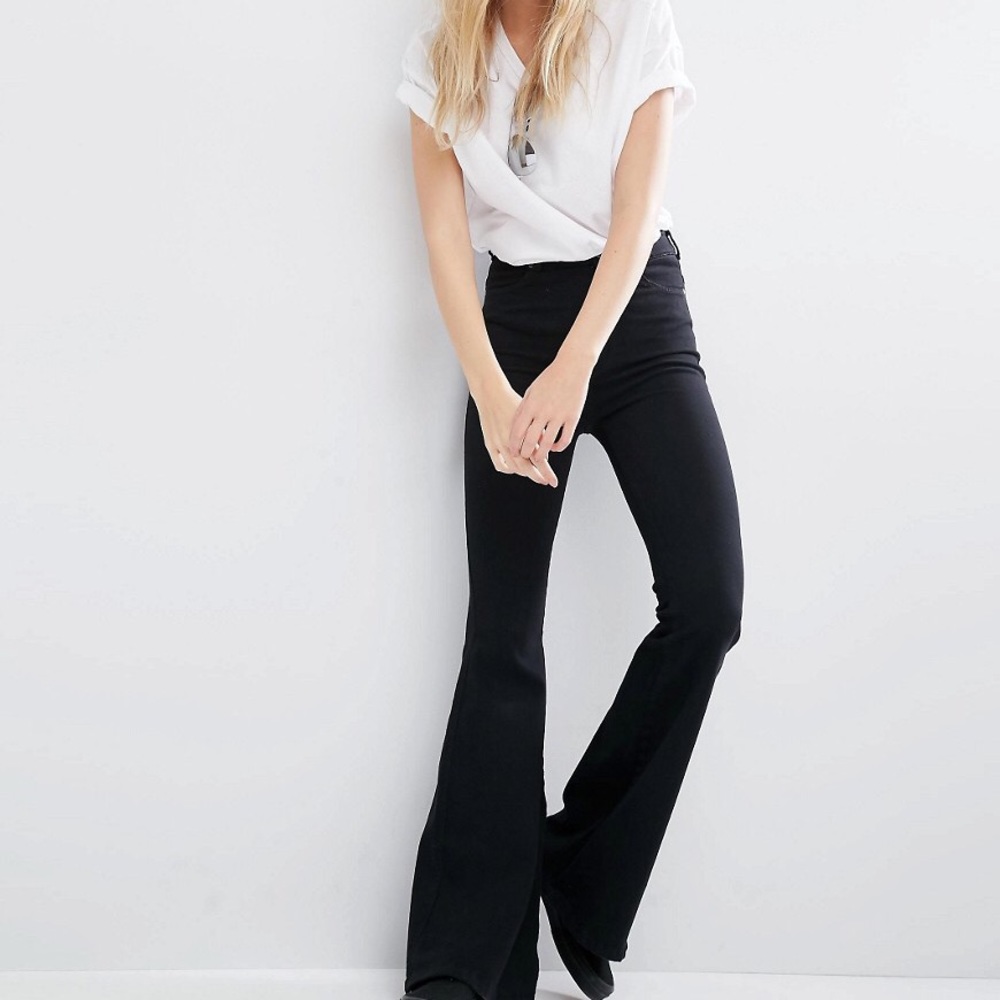 NWT! BDG Blk Morrison- High rise- flare jean